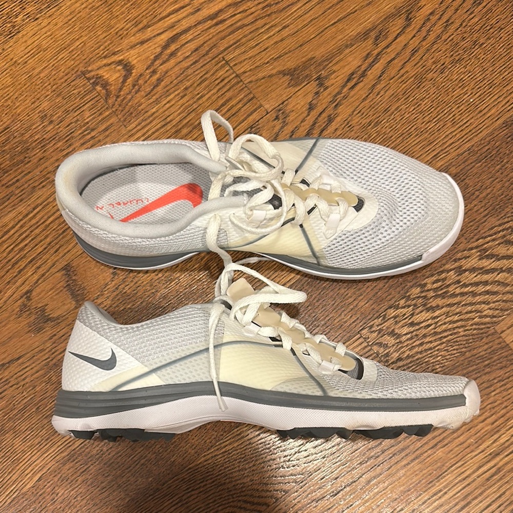 Nike White and Gray Golf Shoes Women’s
